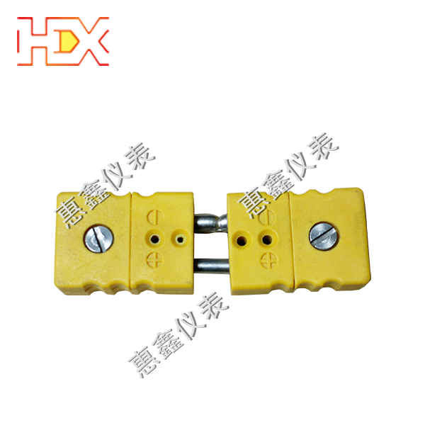 K�ͻ�ɫ�ȵ�ż����ͷ