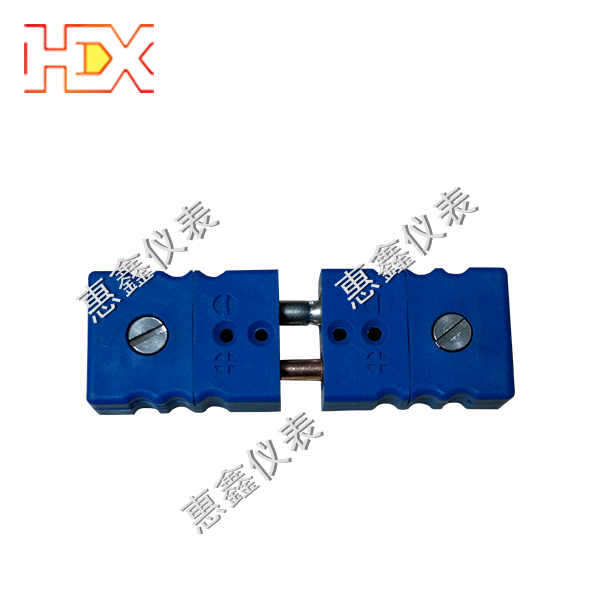 T����ɫ�ȵ�ż����ͷ